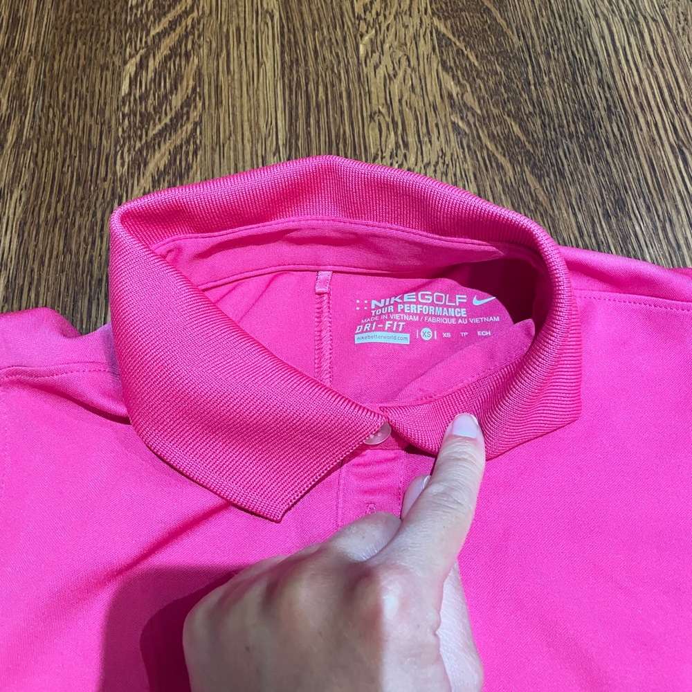 Nike Women's Golf Dri-Fit Victory Sleeveless Polo - Picture 5 of 6